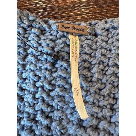 Free people cable knit sweater, blue size XS - Picture 2 of 6